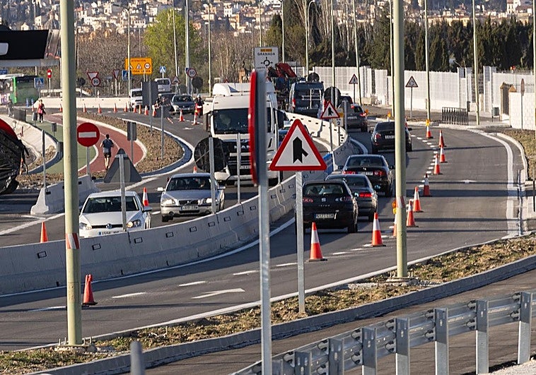Así es la nueva carretera de La Zubia, que estará terminada de forma inminente